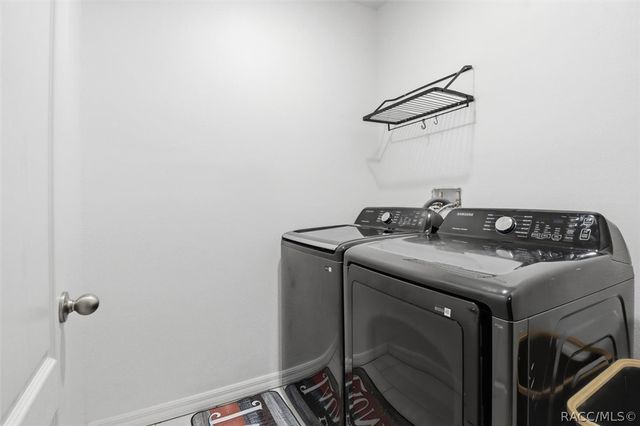 16125 Magpie Road, Weeki Wachee, FL 34614