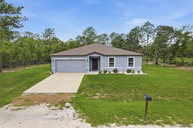16125 Magpie Road, Weeki Wachee, FL 34614