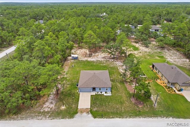 16125 Magpie Road, Weeki Wachee, FL 34614