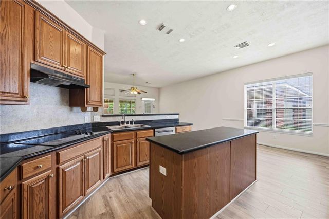11406 Kay Lane, Pearland, TX 77584