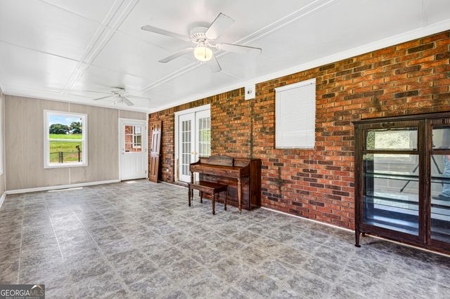 114 Marlow Road, Maysville, GA 30558