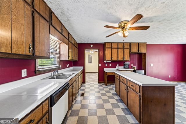 114 Marlow Road, Maysville, GA 30558