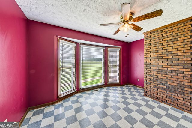 114 Marlow Road, Maysville, GA 30558