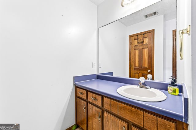 114 Marlow Road, Maysville, GA 30558