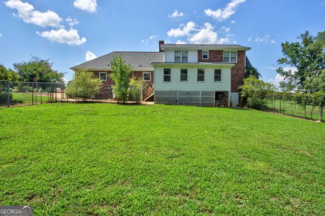 114 Marlow Road, Maysville, GA 30558