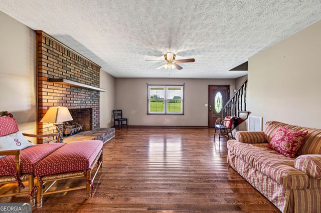 114 Marlow Road, Maysville, GA 30558