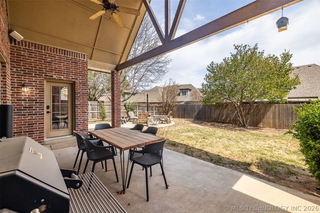 10229 S 86th East Avenue, Bixby, OK 74133