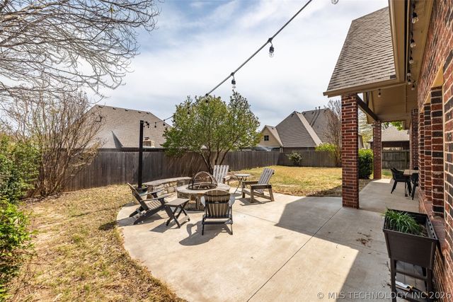 10229 S 86th East Avenue, Bixby, OK 74133