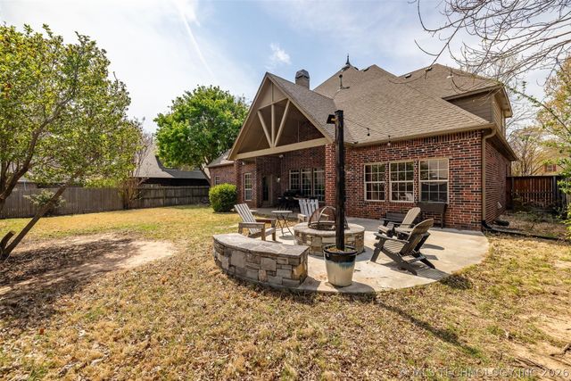 10229 S 86th East Avenue, Bixby, OK 74133