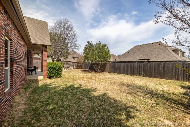 10229 S 86th East Avenue, Bixby, OK 74133