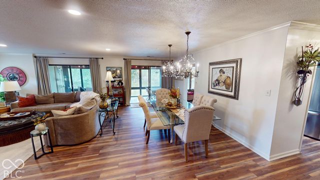 201 Bluffs Circle E, Noblesville, IN 46062