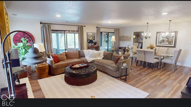 201 Bluffs Circle E, Noblesville, IN 46062