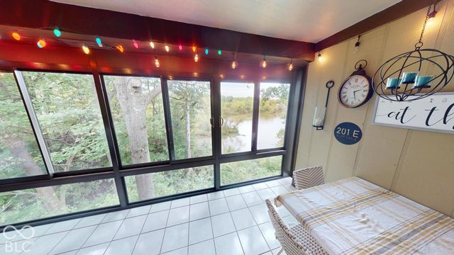 201 Bluffs Circle E, Noblesville, IN 46062