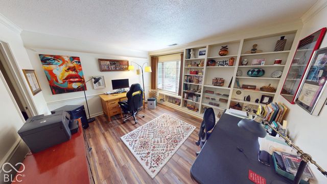 201 Bluffs Circle E, Noblesville, IN 46062
