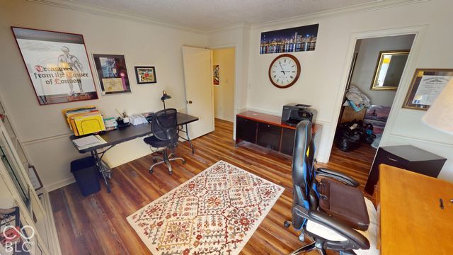 201 Bluffs Circle E, Noblesville, IN 46062