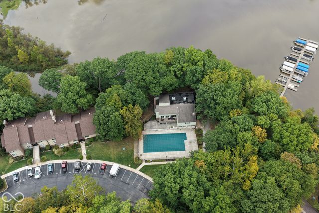 201 Bluffs Circle E, Noblesville, IN 46062