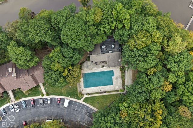 201 Bluffs Circle E, Noblesville, IN 46062