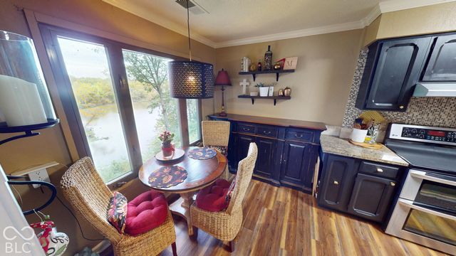 201 Bluffs Circle E, Noblesville, IN 46062