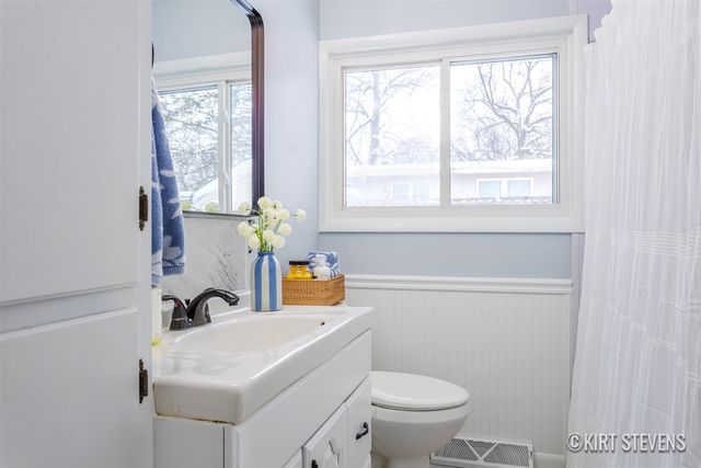 1045 40th Street, Wyoming, MI 49509