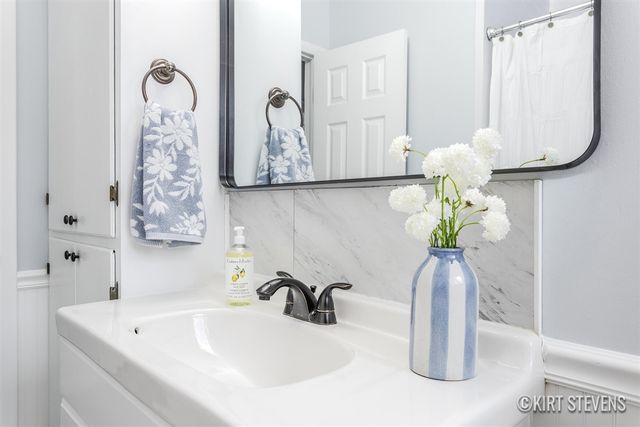 1045 40th Street, Wyoming, MI 49509