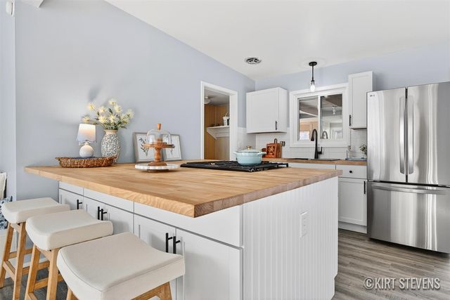 1045 40th Street, Wyoming, MI 49509