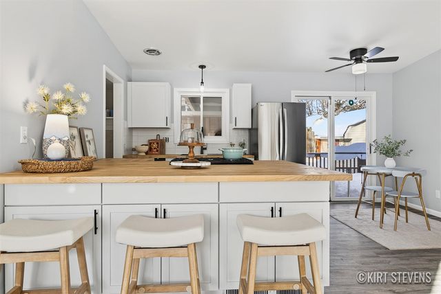 1045 40th Street, Wyoming, MI 49509