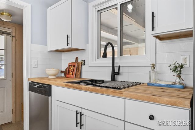 1045 40th Street, Wyoming, MI 49509