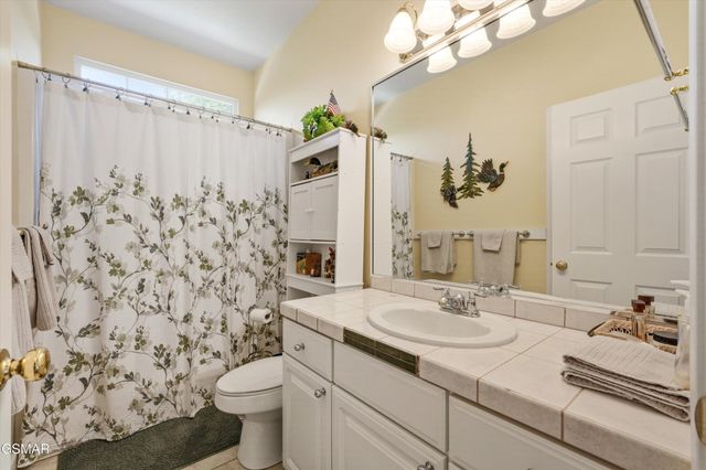 849 Pinnacle Drive, Dandridge, TN 37725