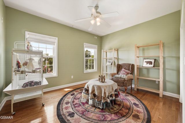 849 Pinnacle Drive, Dandridge, TN 37725