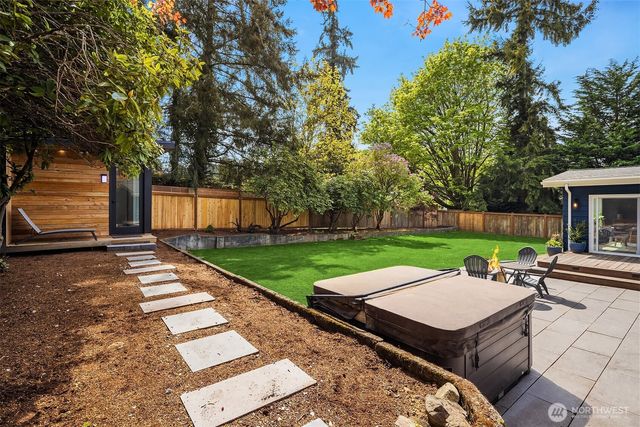 1457 8th Place S, Edmonds, WA 98020