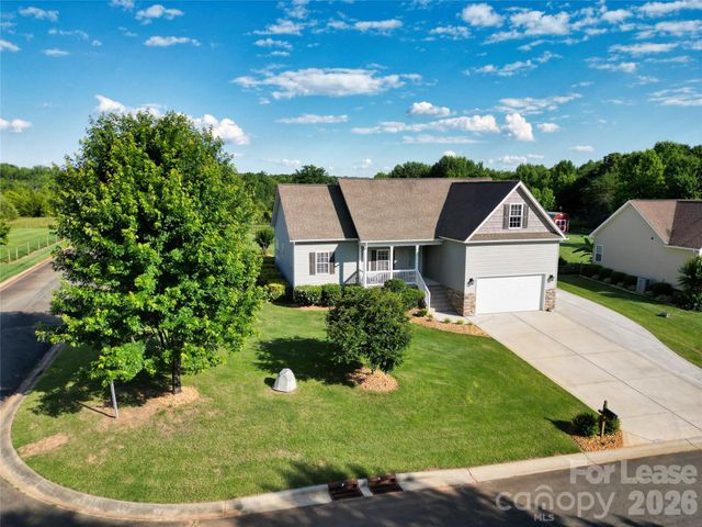 141 Logan Ridge Drive, Statesville, NC 28677