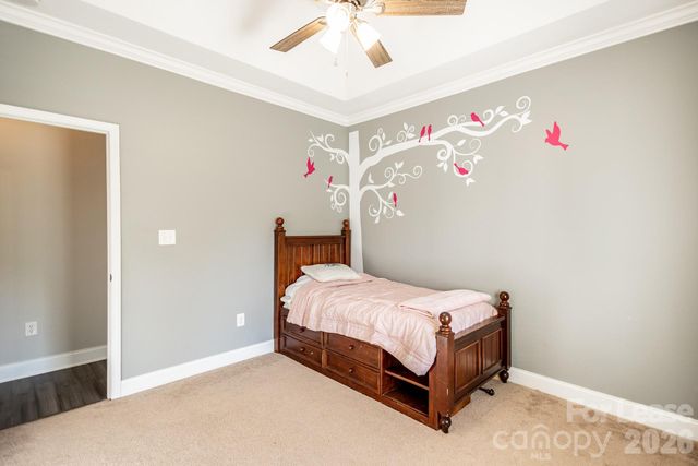 141 Logan Ridge Drive, Statesville, NC 28677