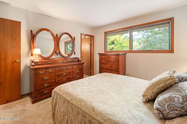 70 Fonda Road, Waterford, NY 12188