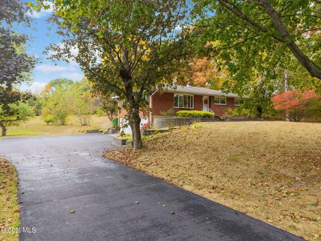 70 Fonda Road, Waterford, NY 12188