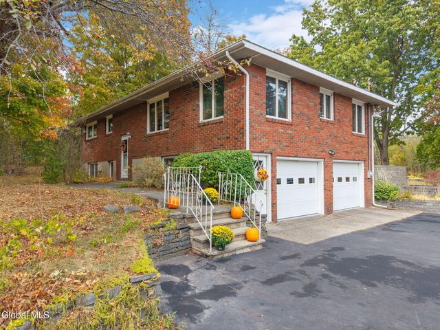 70 Fonda Road, Waterford, NY 12188