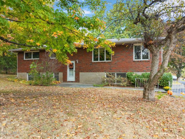 70 Fonda Road, Waterford, NY 12188