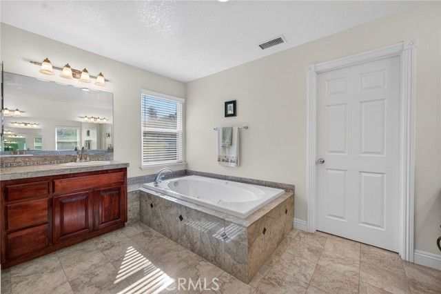 30810 Avenida Del Reposo, Temecula, CA 92591