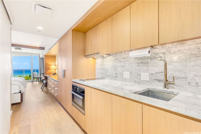 2139 Kuhio Avenue 2009-DH, Honolulu, HI 96815