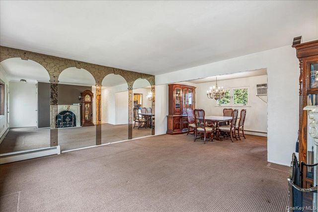 21 Norman Street, Lynbrook, NY 11563