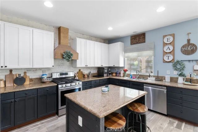 43245 Sunny, Lancaster, CA 93536