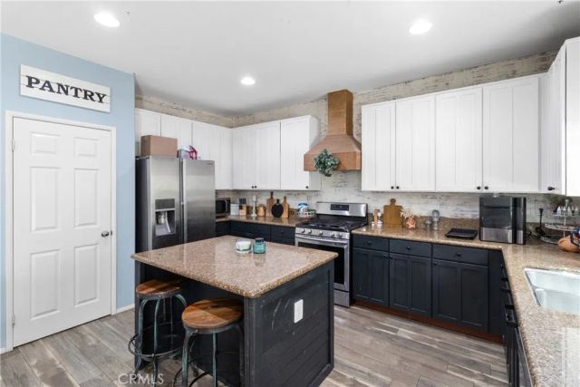 43245 Sunny, Lancaster, CA 93536