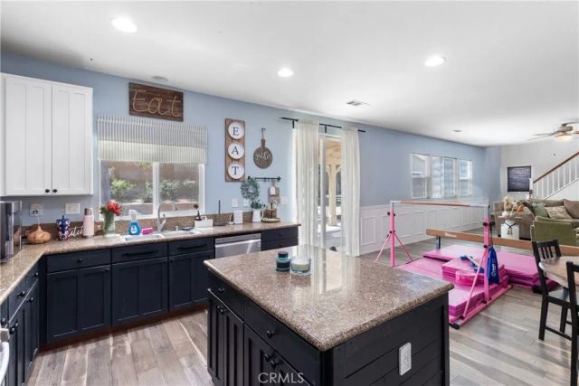 43245 Sunny, Lancaster, CA 93536