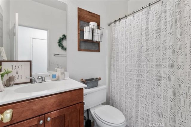 43245 Sunny, Lancaster, CA 93536