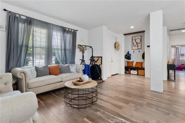 43245 Sunny, Lancaster, CA 93536