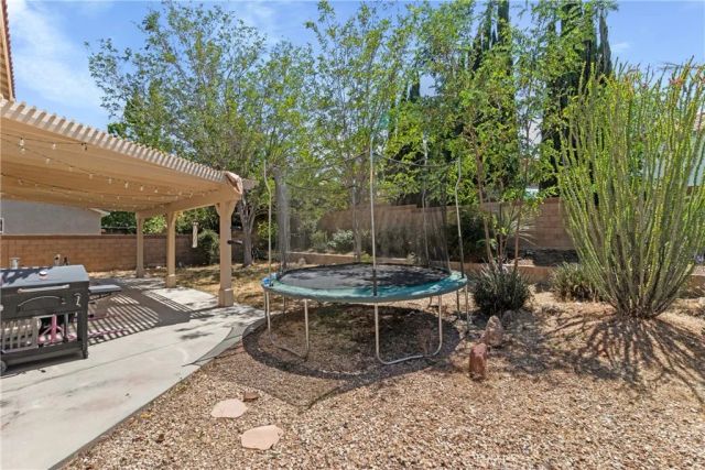 43245 Sunny, Lancaster, CA 93536