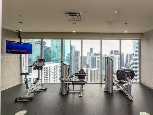 151 SE 1st St 805, Miami, FL 33131