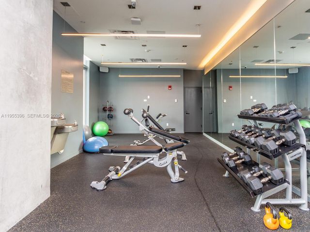 151 SE 1st St 805, Miami, FL 33131