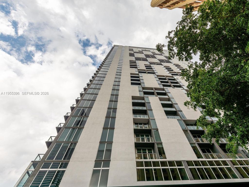 151 SE 1st St 805, Miami, FL 33131