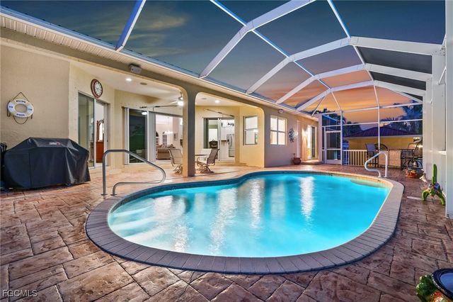 2372 Sapodilla LN, St James City, FL 33956