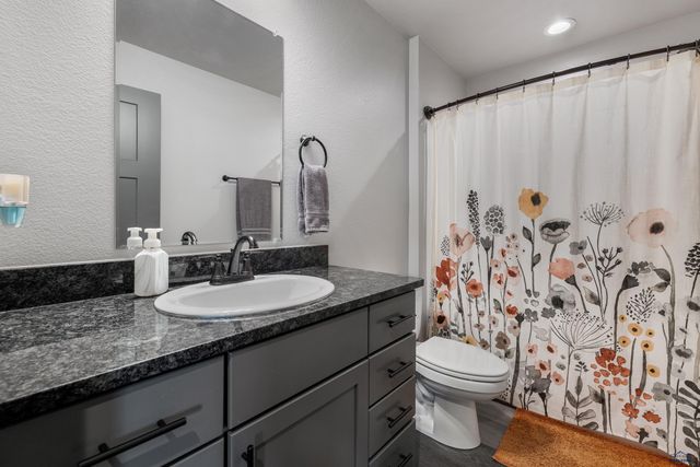 612 ANTIETAM DR, Box Elder, SD 57719